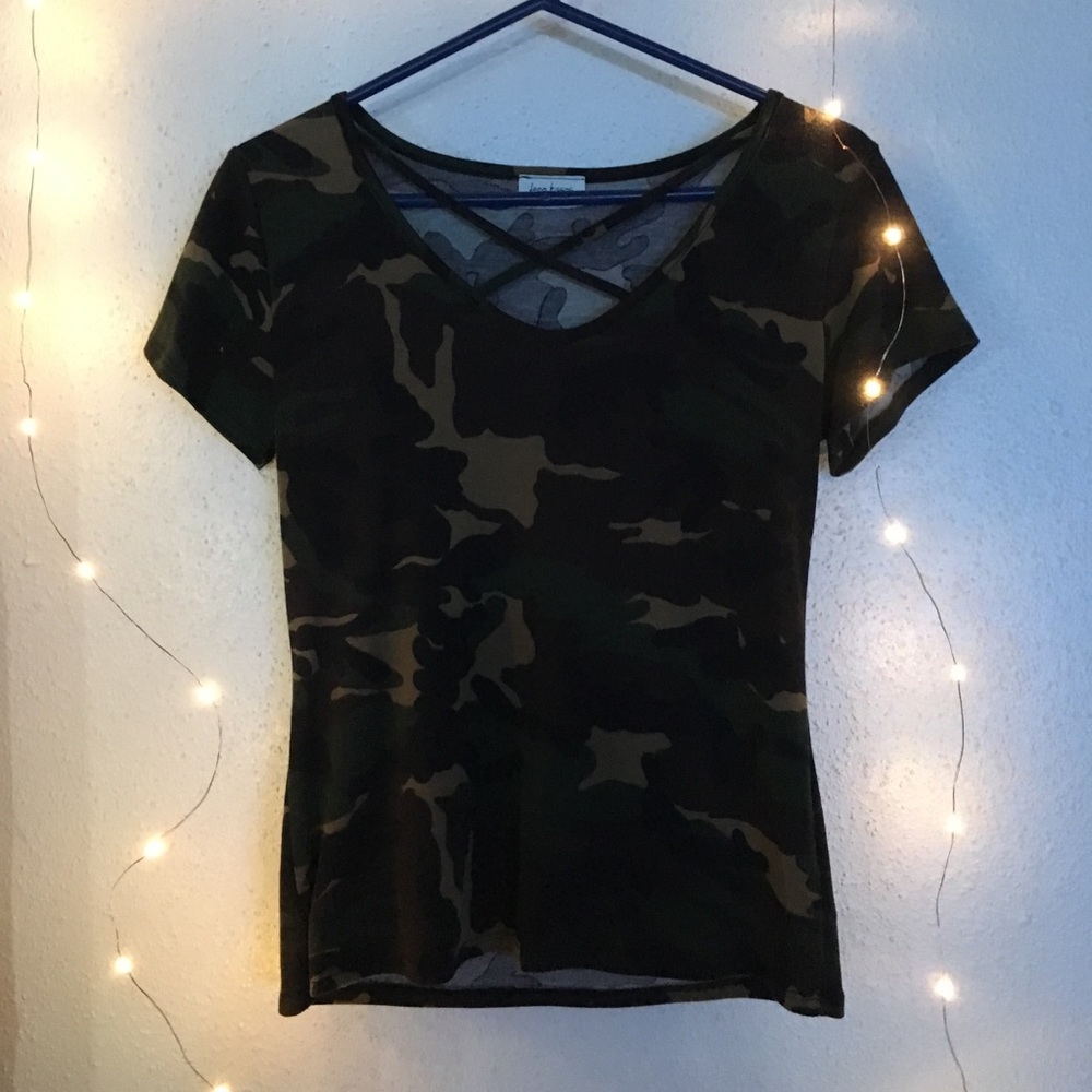 Free Kisses Short Sleeved Top